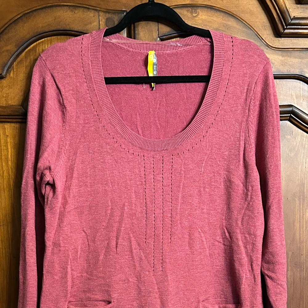 NWT LOLË . Imagine 2 Sweater Dress Size Large - Picture 9 of 9